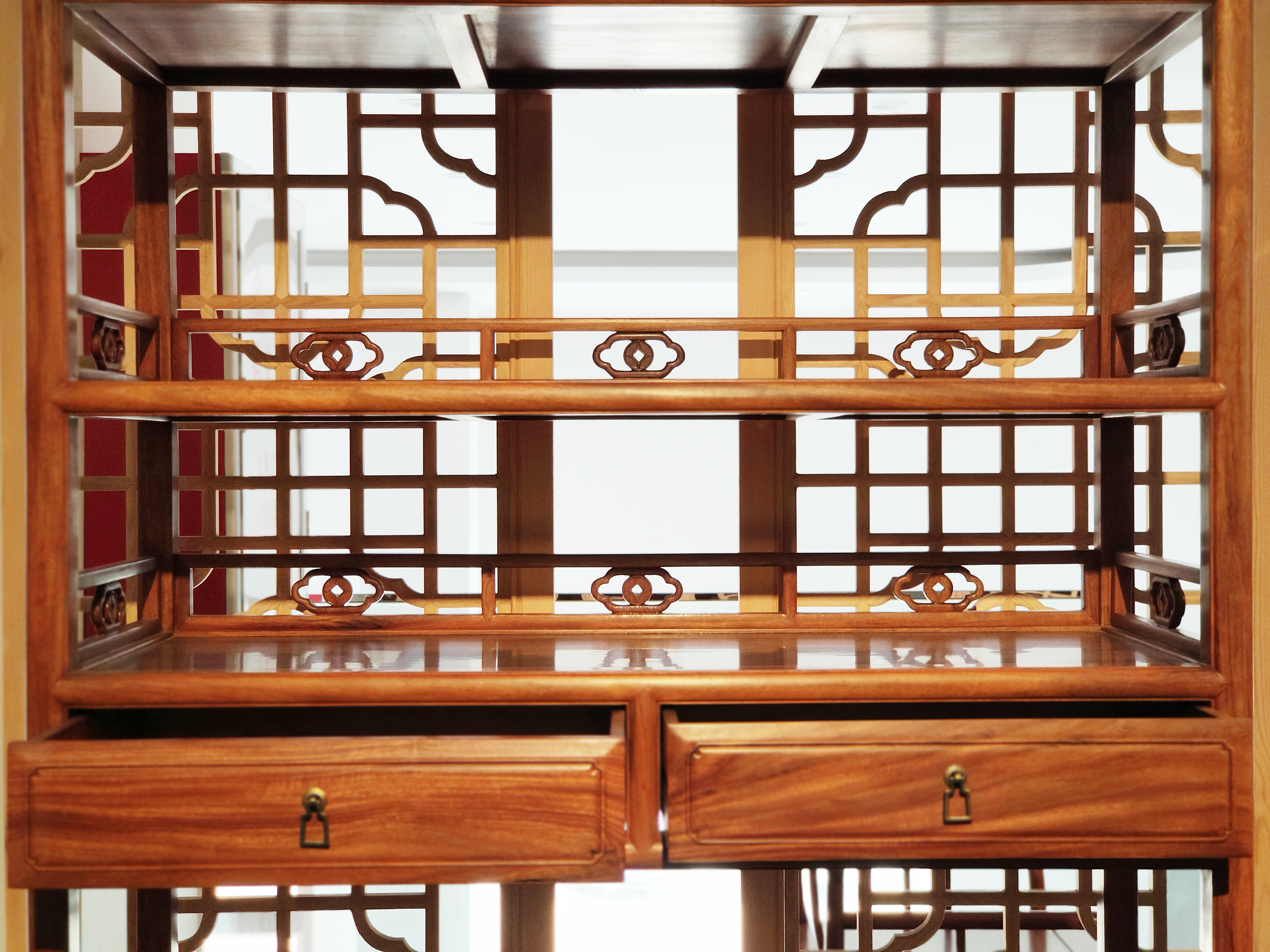 缅花金钱格书架